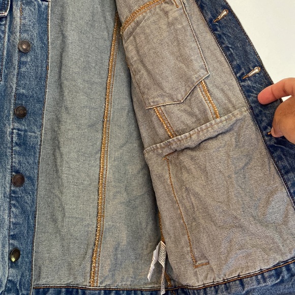 Forever 21 Men’s Distressed Jean Jacket - Picture 5 of 6